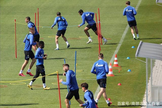 曼联21世纪10大球星：C罗力压鲁尼排第1 小贝第8